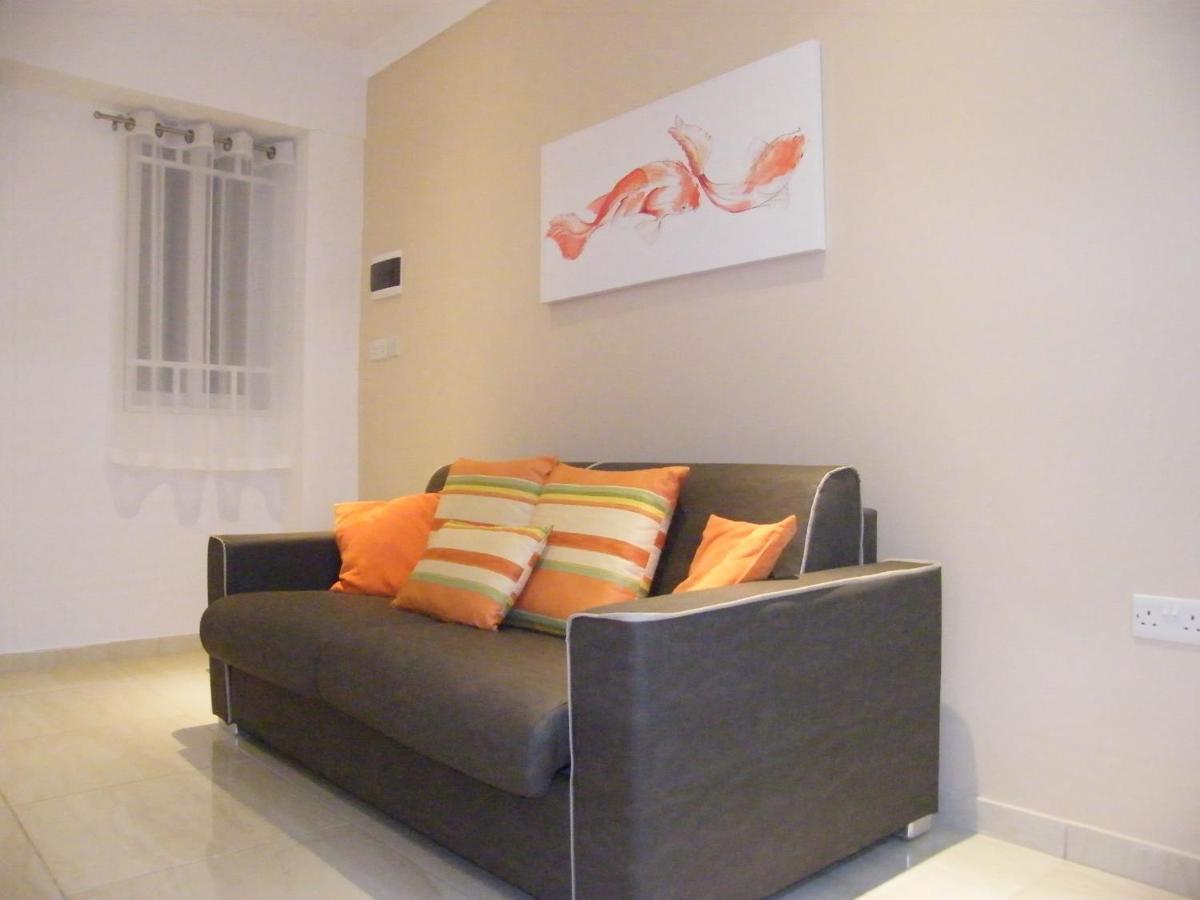 54, Emerald Apartamento *